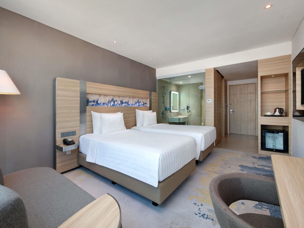 Habitación ejecutiva con 2 camas individuales del hotel Novotel Samator Surabaya Timur