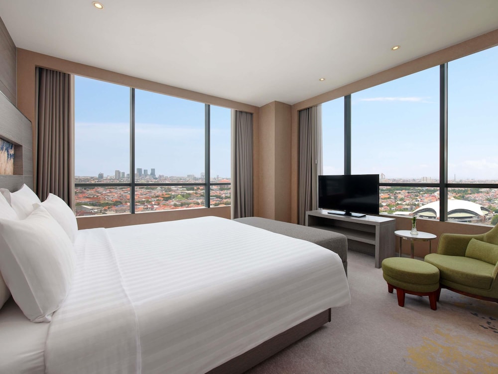 Suite superior con 1 cama king size del hotel Novotel Samator Surabaya Timur