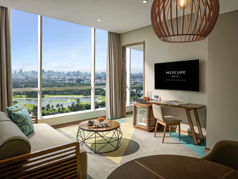 Suite con 1 Cama King del hotel Mercure Jakarta Pantai Indah Kapuk