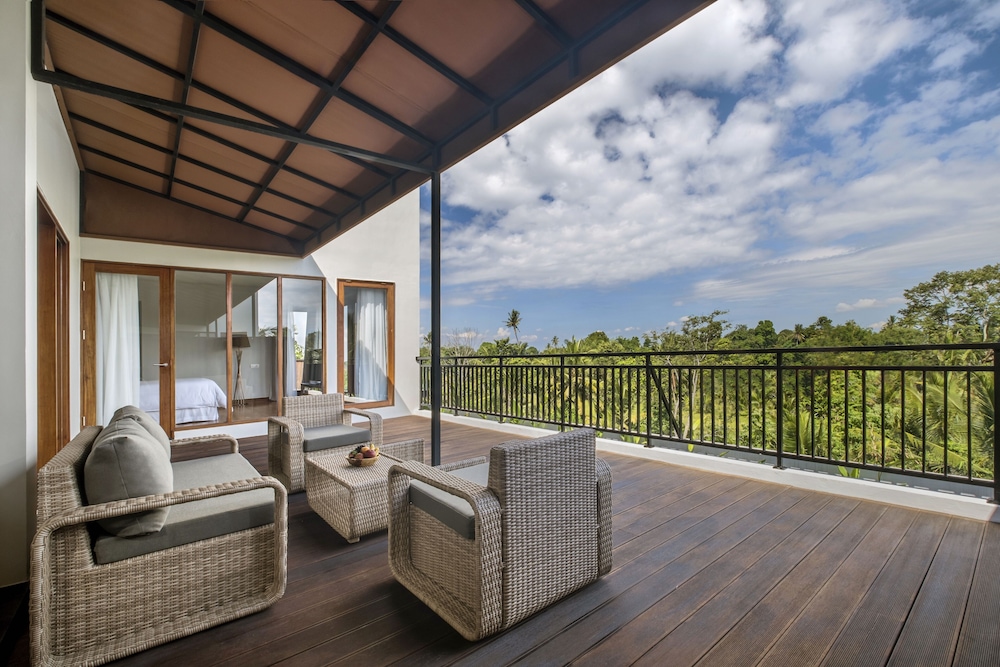 Ático, 1 cama de matrimonio grande, balcón, vistas al jardín (Puri) del hotel Element by Marriott Bali Ubud. Foto 4
