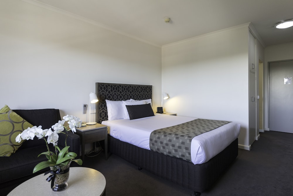 Habitación Superior No Fumadores con 1 Cama Queen del hotel Mercure Albury. Foto 2