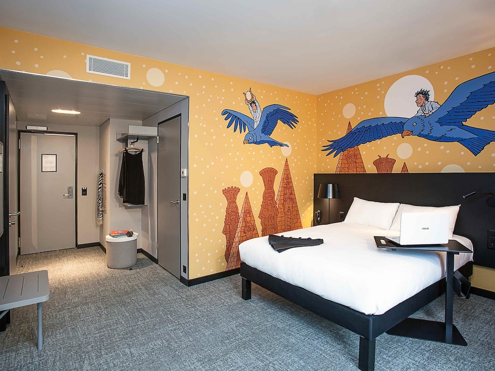 Habitacion Standard con 1 cama doble del hotel Ibis Styles Genève Carouge. Foto 9