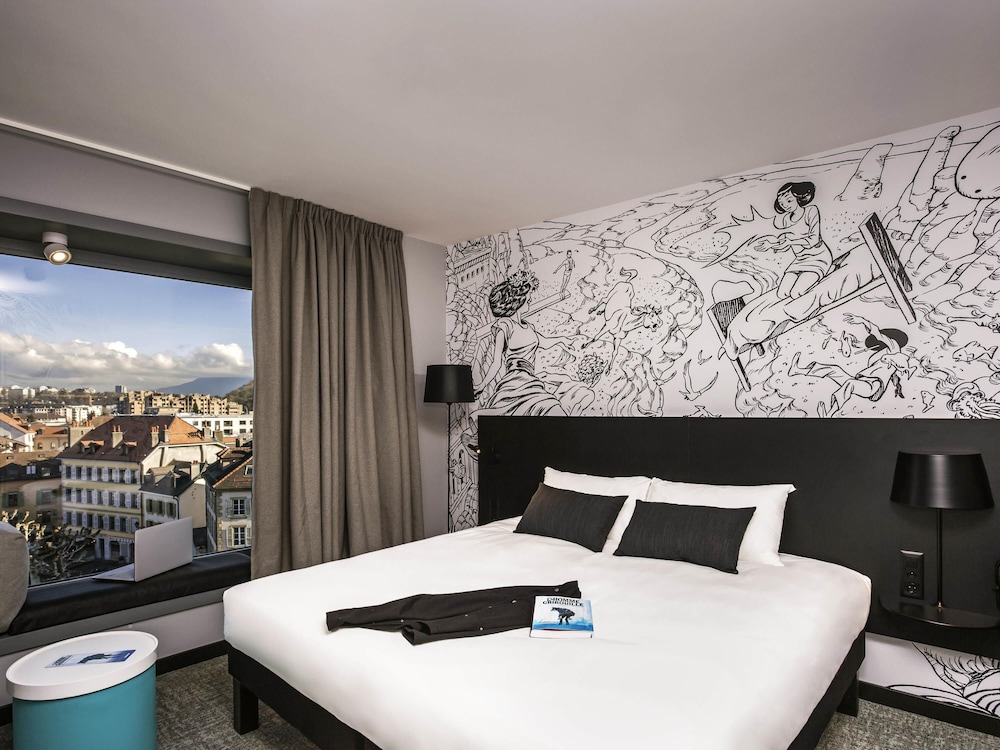 Cómodas habitaciones con 1 cama doble. Edición limitada del hotel Ibis Styles Genève Carouge. Foto 7