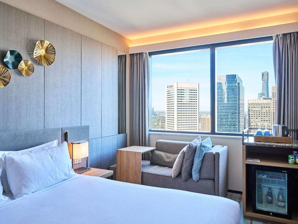 Habitación Estándar 1 Cama King del hotel Novotel Melbourne Central. Foto 6