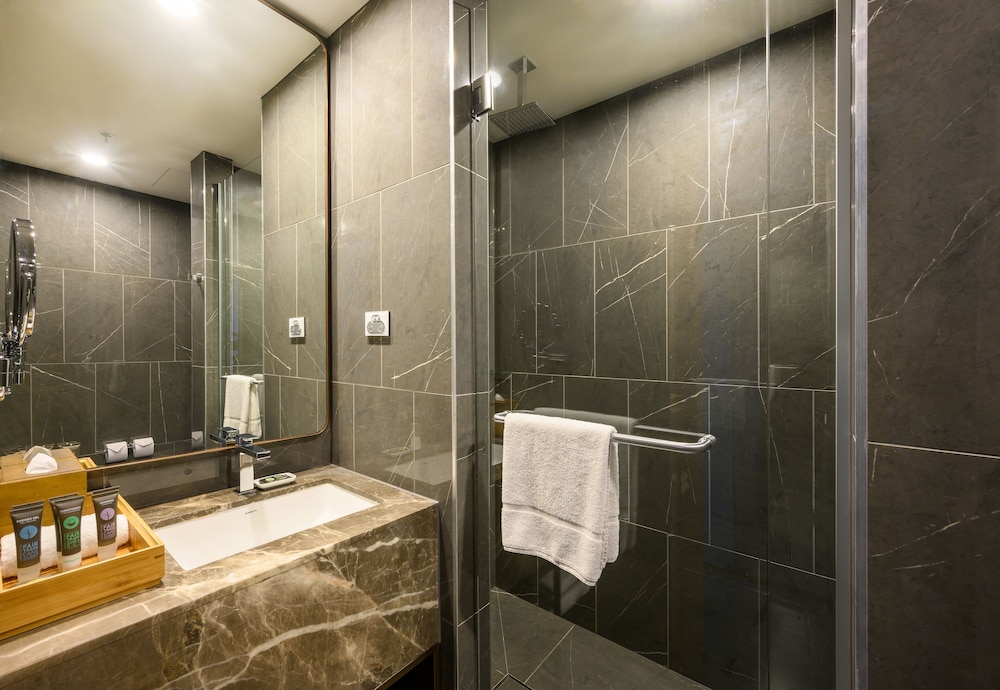 Habitación Deluxe 2 Camas Dobles del hotel Novotel Melbourne Central. Foto 10