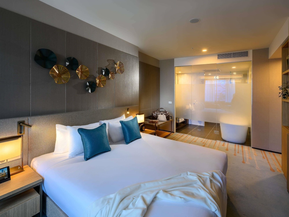 Suite Junior 1 Cama King del hotel Novotel Melbourne Central. Foto 3