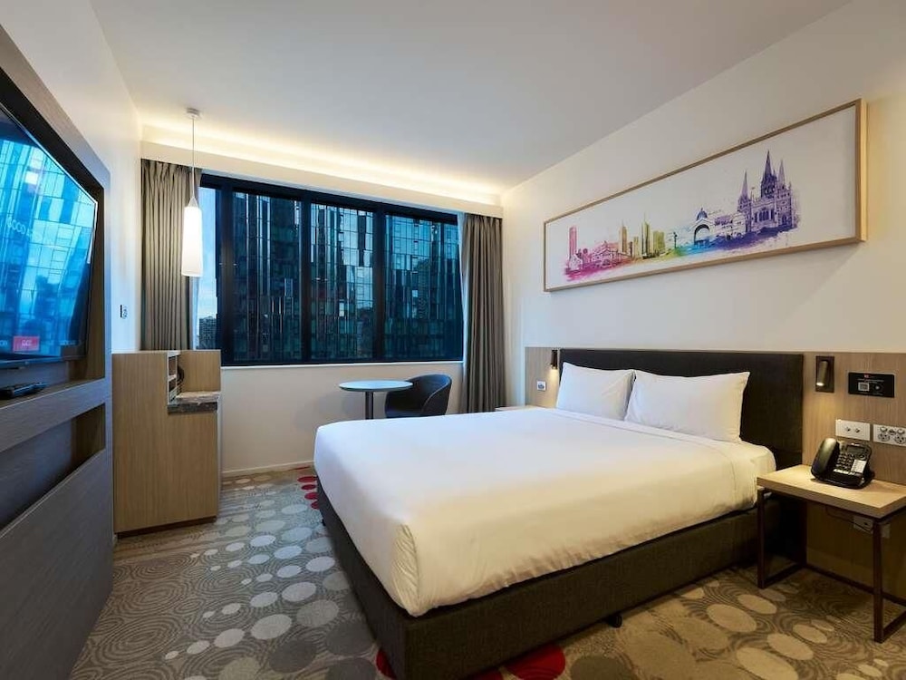 Habitación Superior 1 Cama Queen del hotel Ibis Melbourne Central. Foto 6