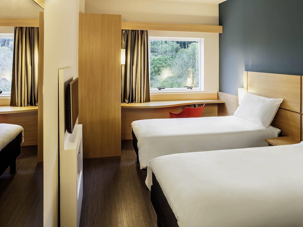 Habitación Standard con 2 camas individuales del hotel Ibis Juiz De Fora. Foto 3