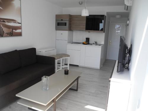 Apartamento con terraza del hotel Mocanes. Foto 1