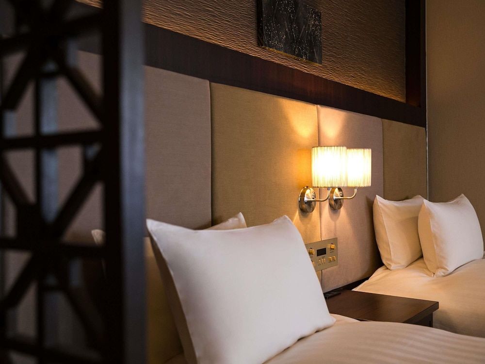 Junior Suite estándar, estilo japonés - occidental, 2 camas individuales y 2 futones, junto al lago del hotel Grand Mercure Lake Biwa Resort & Spa. Foto 5