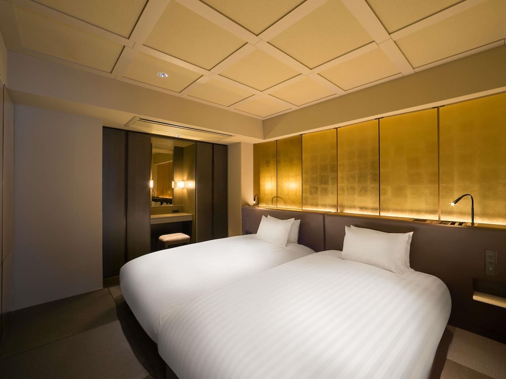Junior Suite estándar, estilo japonés - occidental, 2 camas individuales y 2 futones, junto al lago del hotel Grand Mercure Lake Biwa Resort & Spa. Foto 6