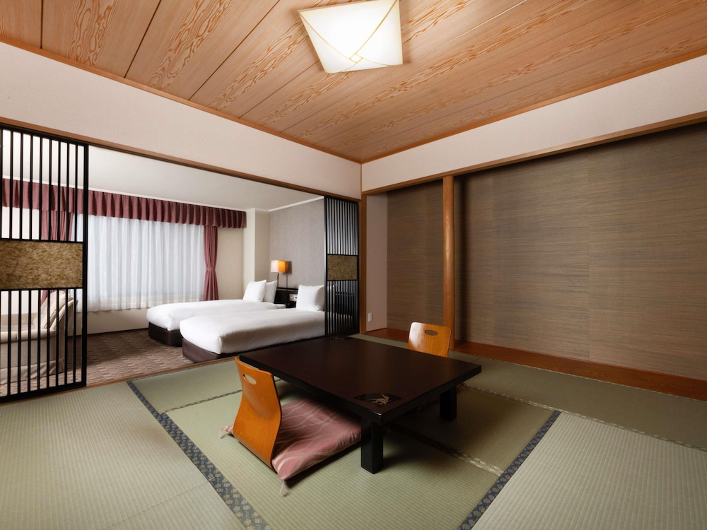 Suite clásica, 2 camas individuales del hotel Grand Mercure Lake Biwa Resort & Spa