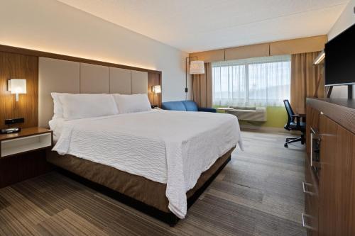 Habitación Estándar del hotel Holiday Inn Express Hauppauge-Long Island. Foto 4