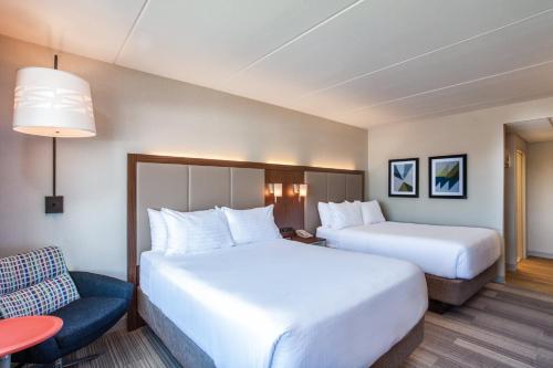 Habitación Estándar del hotel Holiday Inn Express Hauppauge-Long Island. Foto 9