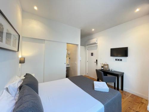 Habitación Doble con Terraza del hotel Mystay Porto Centro. Foto 6