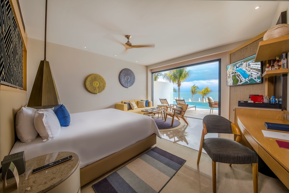Serenity Club Junior Suite Swim Out Frente al Mar del hotel Haven Riviera Cancun - All Inclusive - Adults Only