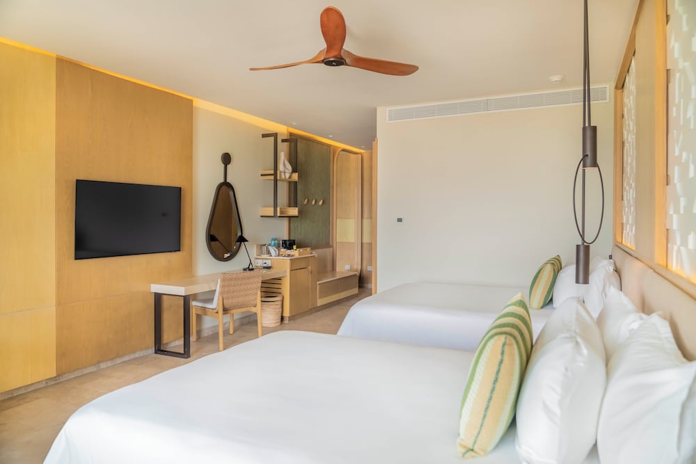 Suite Junior Serenity Club con 2 camas Queen y vista al mar del hotel Haven Riviera Cancun - All Inclusive - Adults Only. Foto 2