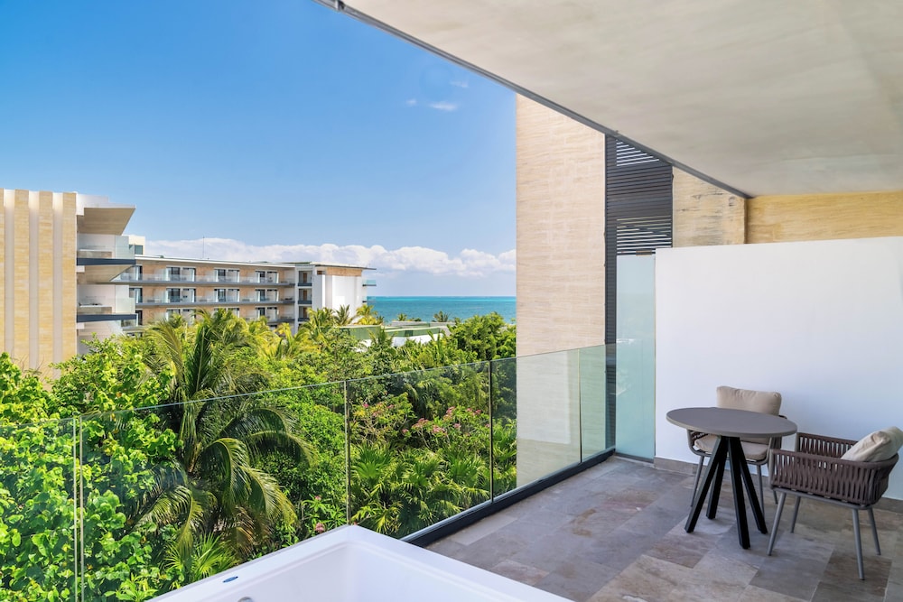 Suite junior, 2 camas dobles, vistas parciales al mar del hotel Haven Riviera Cancun - All Inclusive - Adults Only. Foto 2
