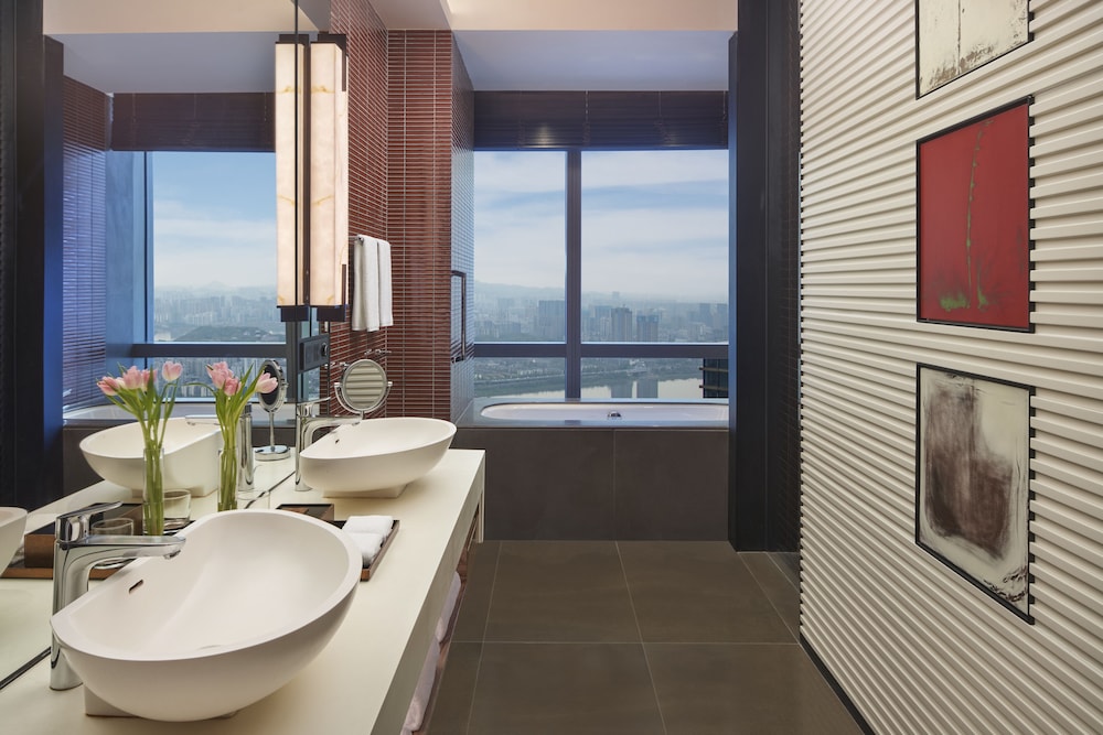 1 Cama King, Vistas al Río, Deluxe del hotel Grand Hyatt Changsha. Foto 4