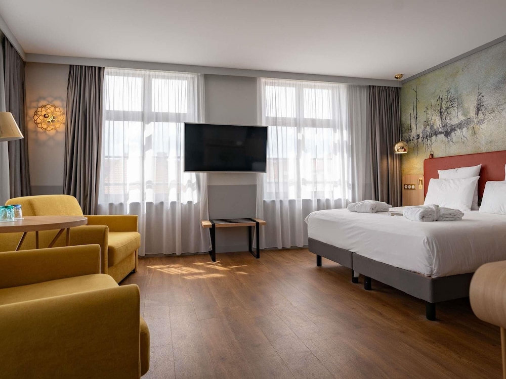Suite Junior del hotel Mercure Saint Omer Centre Gare. Foto 1