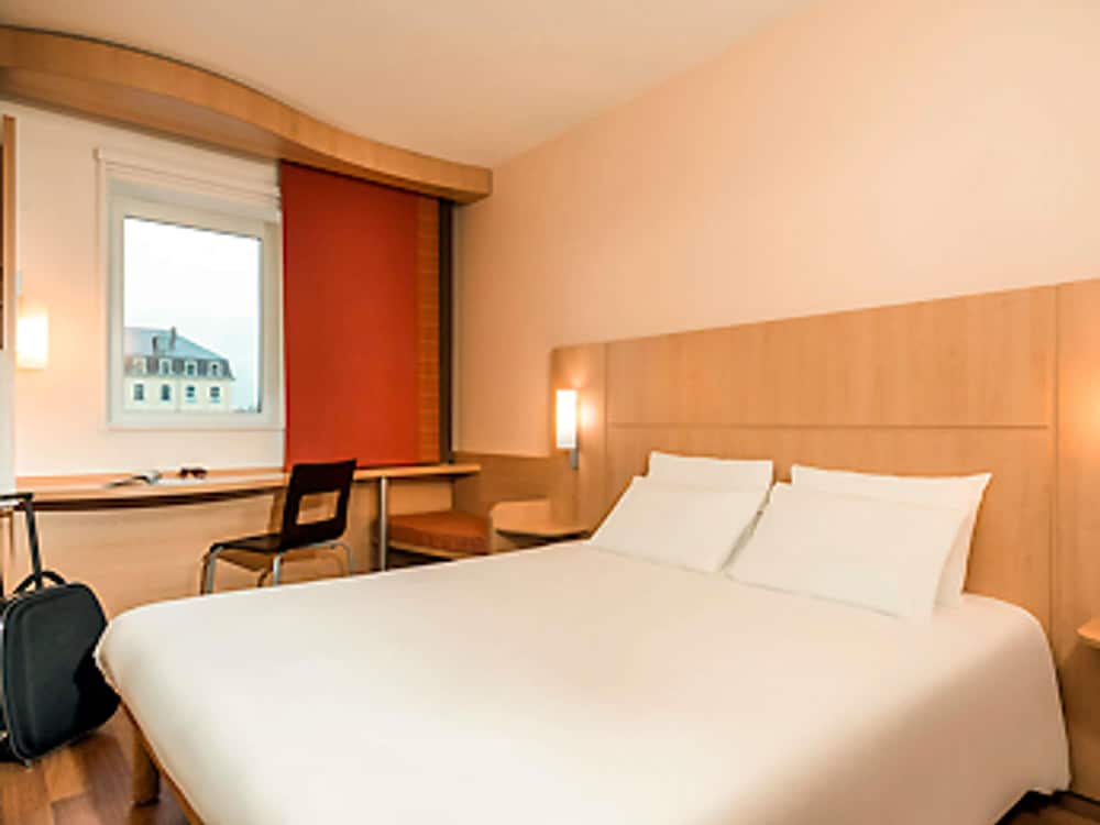 Habitación Estándar con 1 cama doble del hotel Ibis Vitré Centre. Foto 3