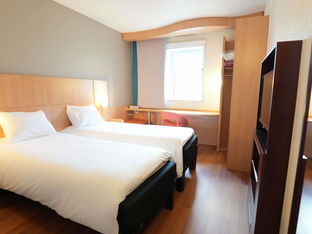 Habitación estándar con camas individuales del hotel Ibis Vitré Centre