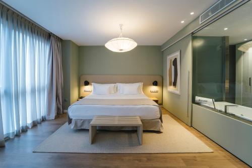 Habitación Individual Premium del hotel Barceló Oviedo Cervantes