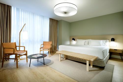 Habitación Deluxe del hotel Barceló Oviedo Cervantes
