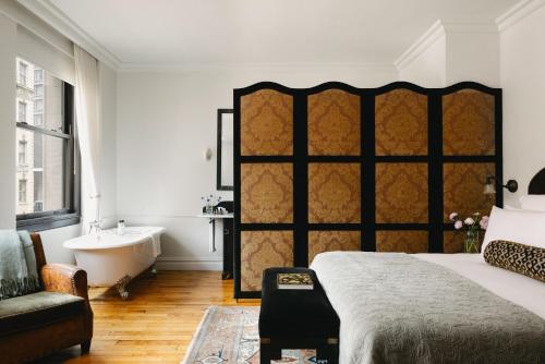Alojamiento amplio del hotel THE NED NOMAD. Foto 3