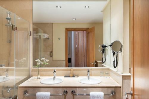 Habitación Doble Estándar del hotel Parador De Cruz De Tejeda. Foto 1