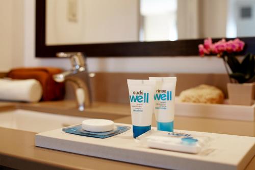 Suite Estudio King Accesible ADA Bañera del hotel Hyatt House Atlanta Cobb Galleria