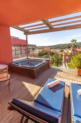 Suite con Jacuzzi privado del hotel Blancafort Spa Termal. Foto 2