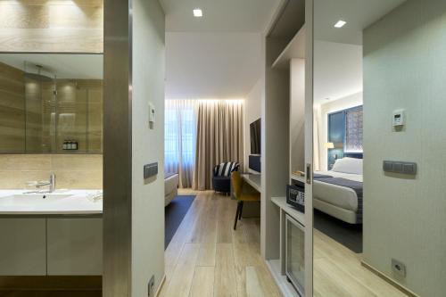 Habitación Doble - 1 o 2 camas del hotel Catalonia Porto. Foto 4