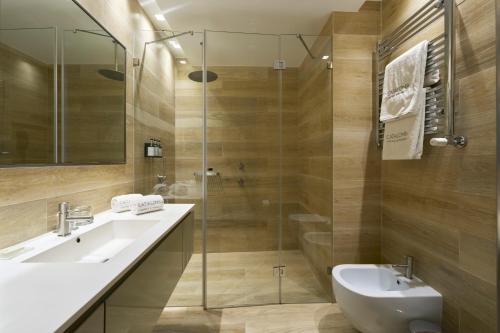 Habitación Doble con balcón - 1 o 2 camas del hotel Catalonia Porto. Foto 5