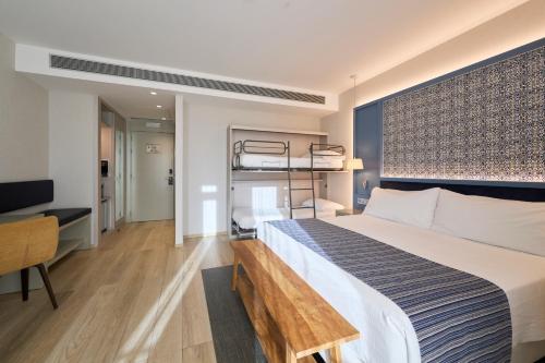 Habitación Familiar del hotel Catalonia Porto