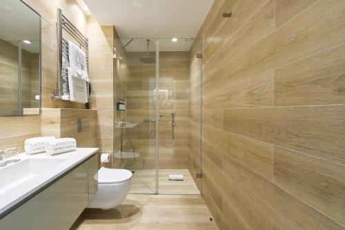 Habitación Familiar del hotel Catalonia Porto. Foto 1