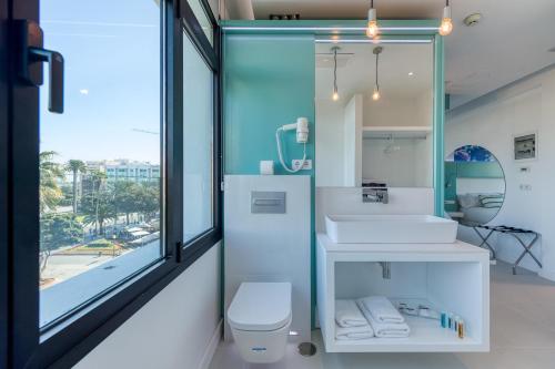 Habitación Doble con vistas al jardín del hotel Hd Acuario Lifestyle. Foto 5