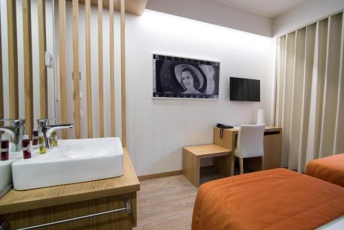 Habitación Doble Estándar - 2 camas del hotel Porto Coliseum