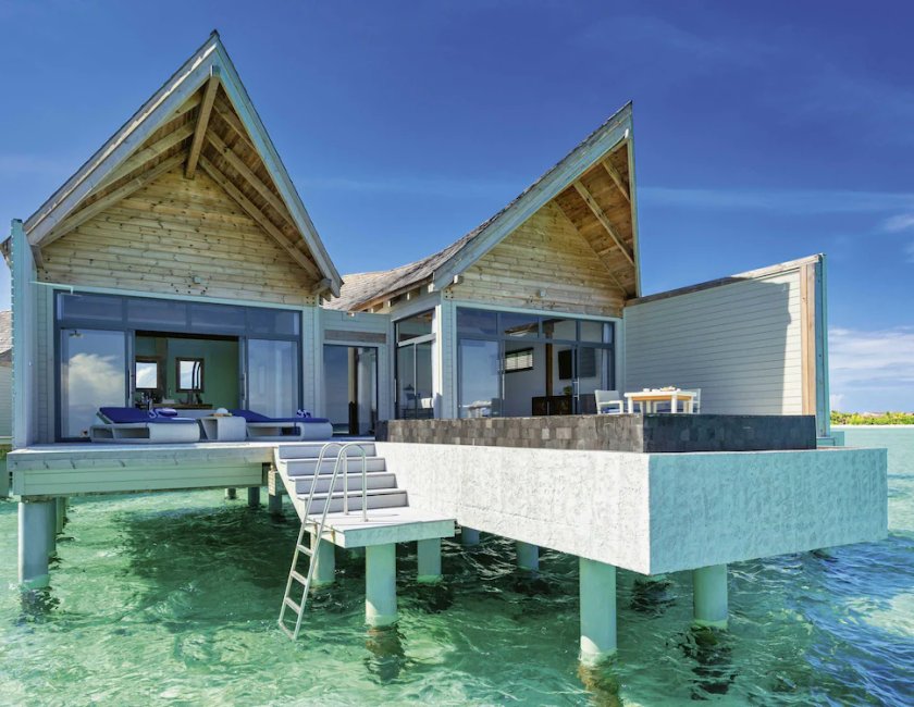 Villa Vista Mar Lujo Acceso Piscina Con Vistas Water Sunrise piscina 1 Cama doble del hotel Kuredhivaru Resort and Spa Maldives. Foto 5