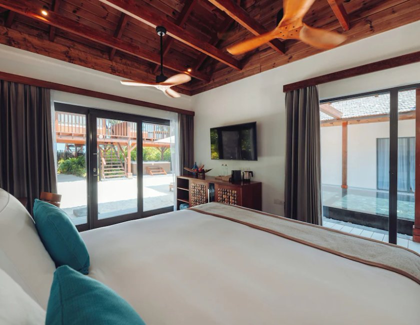 Casa Vista Mar 4 habitaciones 1 Cama queen Familiar Con Vistas Beach piscina del hotel Kuredhivaru Resort and Spa Maldives. Foto 3