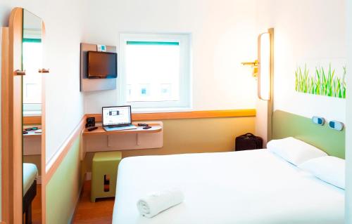 Habitación Doble del hotel Ibis Budget Birmingham Centre. Foto 8