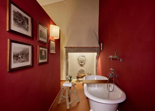 Habitación Extra Deluxe del hotel Tenuta Di Artimino. Foto 4