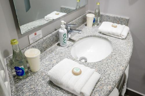 Habitación Doble Estándar - 2 camas del hotel Ibis Quito