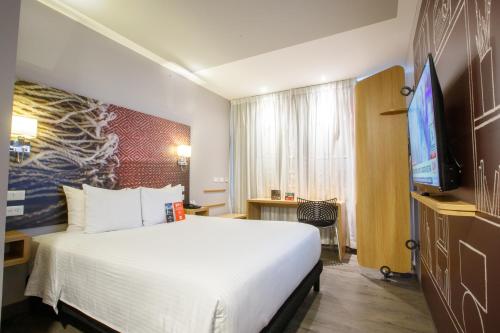 Habitación Doble Estándar del hotel Ibis Quito. Foto 3