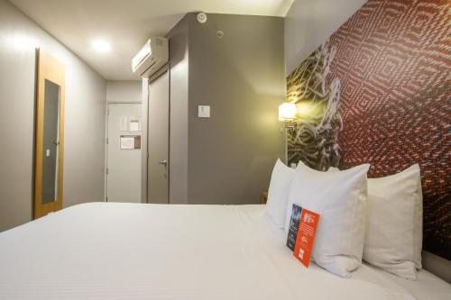 Habitación Doble Estándar del hotel Ibis Quito. Foto 4
