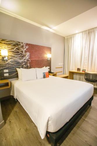 Habitación Doble Estándar del hotel Ibis Quito. Foto 18