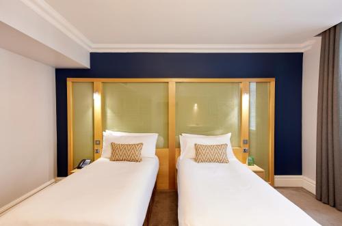 Habitación Doble Estándar - 2 camas del hotel Thistle London Park Lane