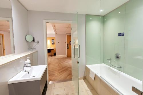 Habitación Familiar Deluxe del hotel Thistle London Park Lane
