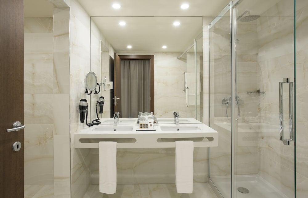 Suite del hotel Turim Santa Maria. Foto 3