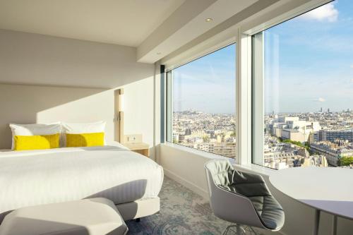 Habitación con vistas al Sacre Coeur - 1 cama extragrande del hotel Courtyard by Marriott Paris Gare de Lyon
